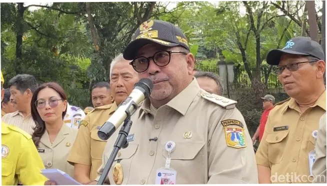 Rano Segera Cek Jalan Rusak di Pesanggrahan: Pasti Akan Kami Perbaiki