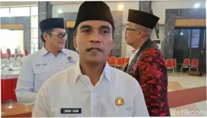 Sambut Prabowo, Pemkab Bangkalan Borong Makanan-Minuman PKL di Alun-alun