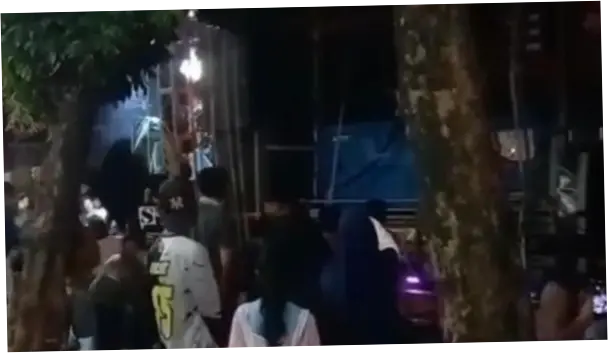 Speaker Sound Horeg Jatuh dari Atas Truk Timpa Ibu dan Balita di Mojokerto