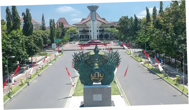 Warek UNY Buka Suara Usai Viral Debat dengan Mahasiswa Terkait Spanduk Kritik