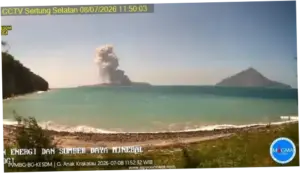 BMKG Terus Pantau Aktivitas Muka Air Laut Saat Erupsi Gunung Anak Krakatau