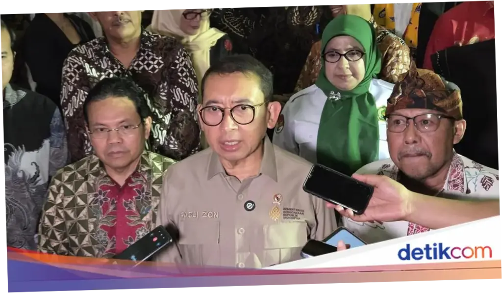 Fenomena Gunung Kawi: Menbud Fadli Zon Tinjau Keragaman Budaya