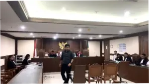 Ferry Irwandi Jadi Saksi Meringankan Terdakwa Kasus Timpa Teks Terkait Demo