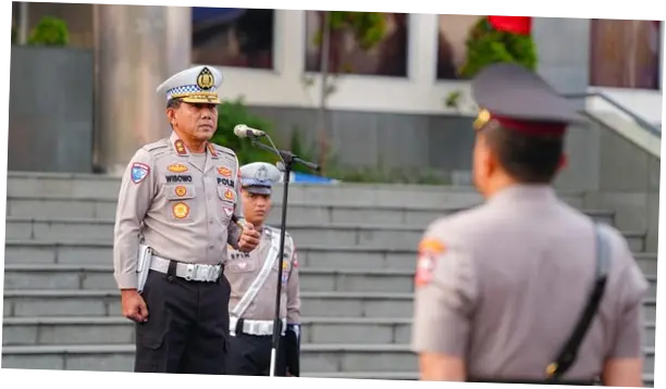 Kakorlantas Pimpin Sertijab PJU Korlantas Polri, Tekankan Kekompakan dan Ketangguhan