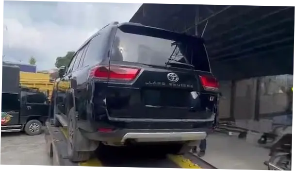 KPK Temukan Land Cruiser Suap yang Disembunyikan Bupati Kuansing di Siantar