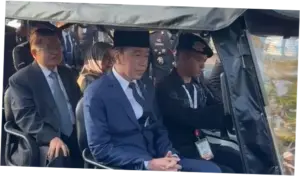Momen Akrab Jokowi-JK di Hari Bhayangkara: Naik Buggy Car Bareng-Duduk Semeja