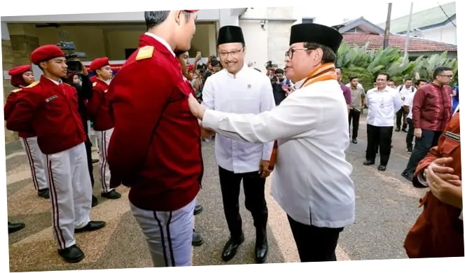 Momen Haru Pramono Teteskan Air Mata Saat Hadiri Open House Sekolah Rakyat