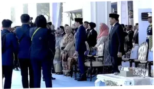 Momen Prabowo dan Jokowi Saling Hormat di Peringatan Hari Bhayangkara Ke-80