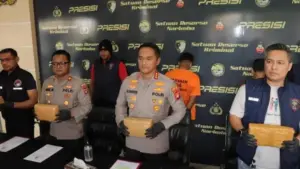 Polisi Jakarta Barat Tangkap 2 Pria dengan Narkoba