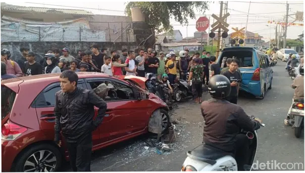 Polisi Selidiki Kecelakaan Beruntun 6 Kendaraan di Kebon Pedes Bogor