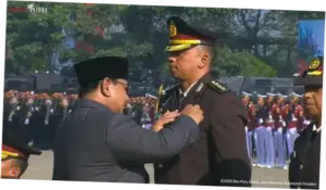 Prabowo Sematkan Penghargaan Bintang Bhayangkara Nararya ke 3 Personel Polri