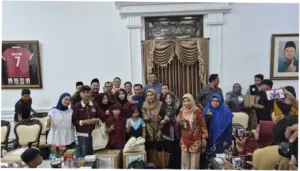 Tak Punya Status WN, 6 Anak PMI Dijemput Pemkab Gresik agar Bisa Sekolah