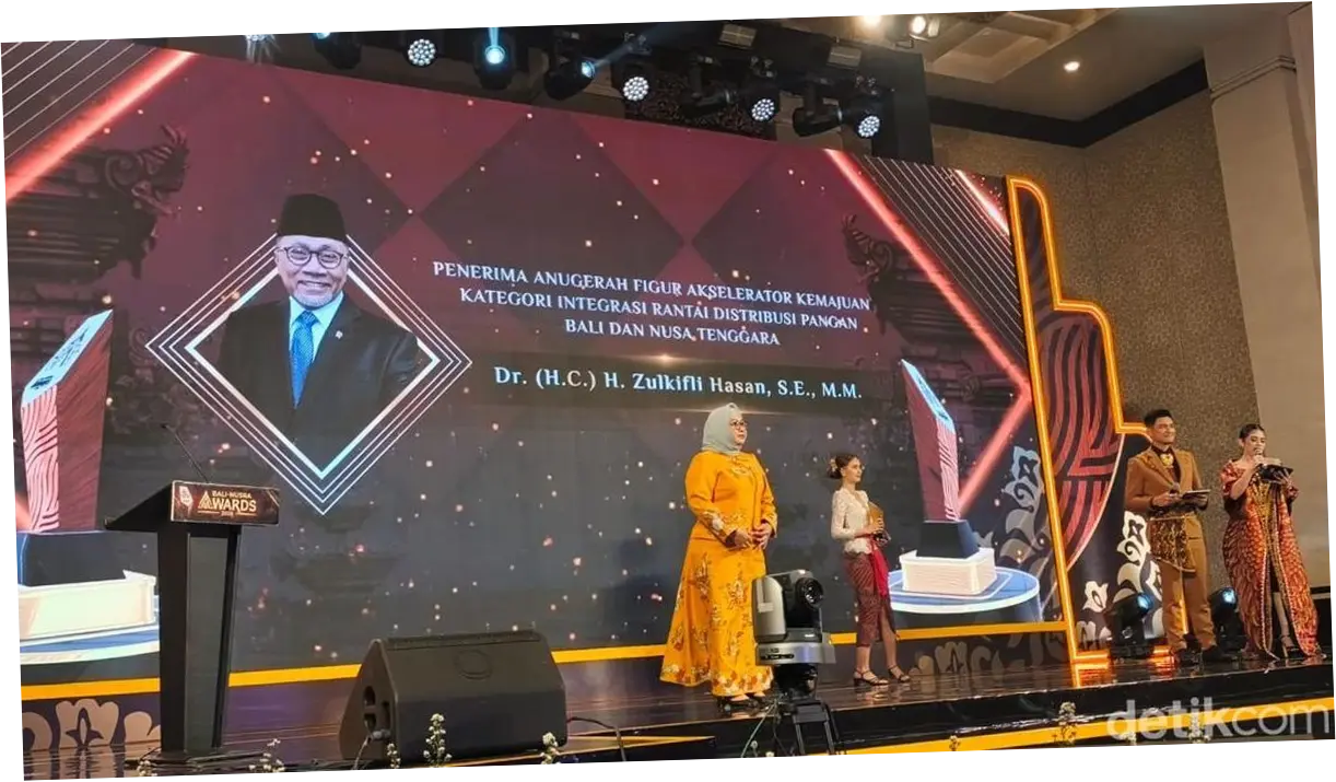Zulhas Raih detikBali-Nusra Awards 2026 'Tokoh Integrasi Pangan Bali-Nusra'